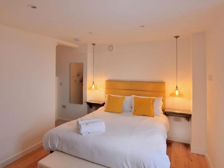 Largigi Offering Two Amazing Panoramic Sea Front Apartments Lyme Regis Exterior photo